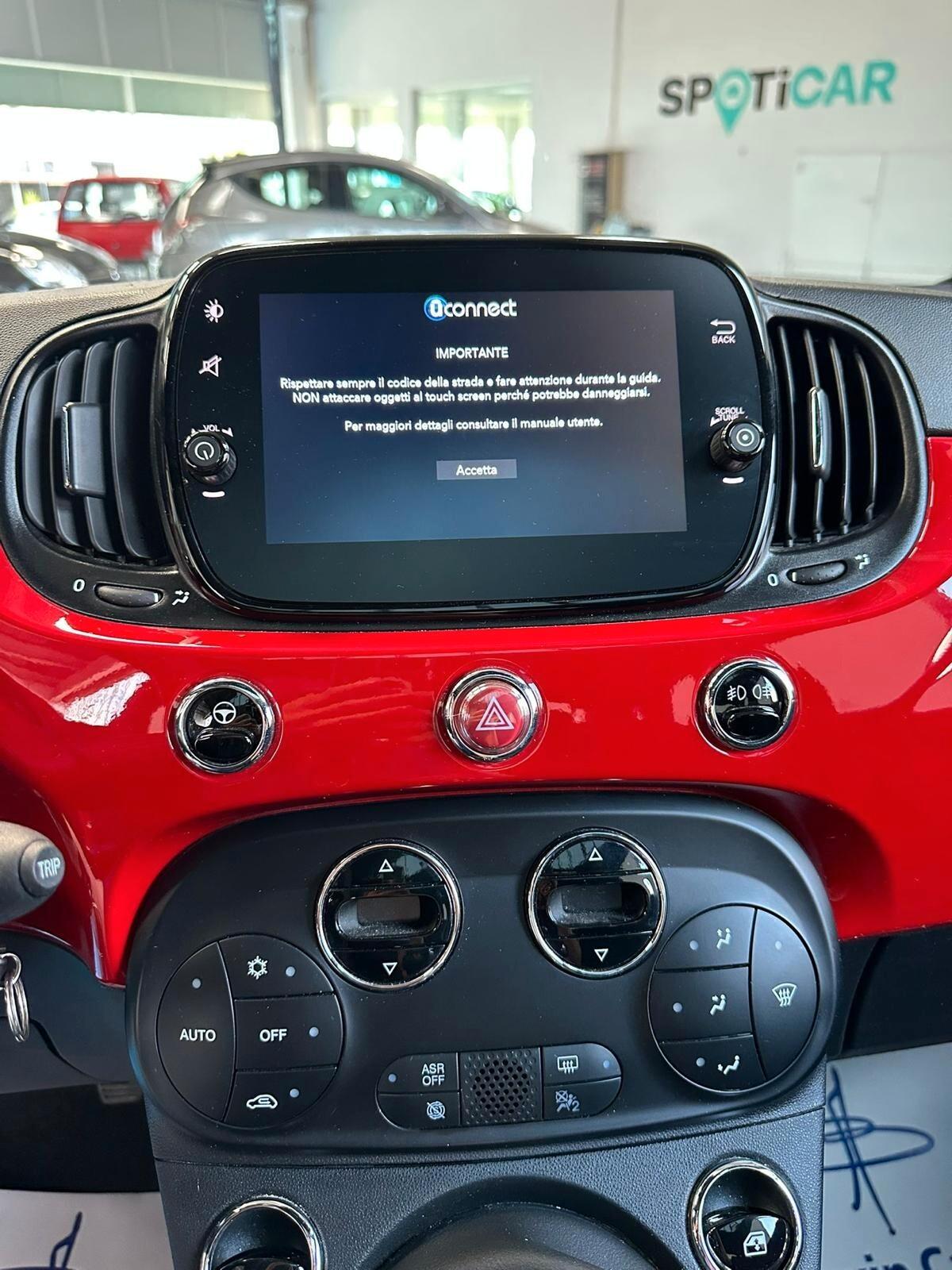 Fiat 500 1.0 Hybrid Dolcevita (full optional)