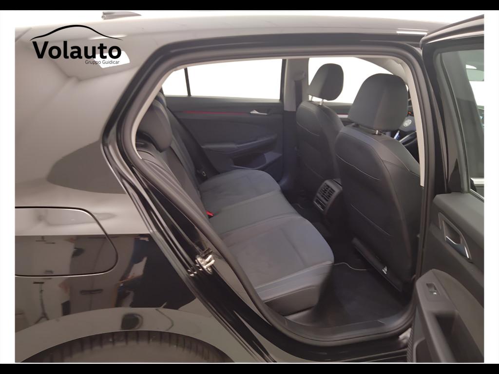VOLKSWAGEN Golf VIII 2024 - Golf 2.0 tdi Style 150cv dsg