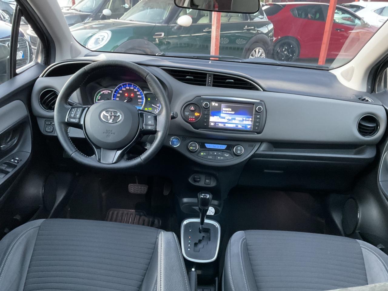 Yaris 1.5 Hybrid -Style-unipro-rate-garanzia