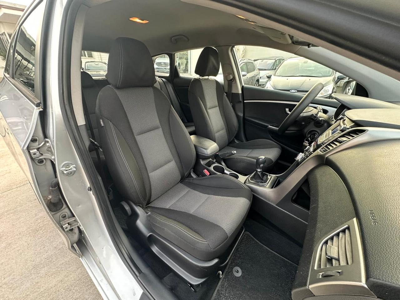 Hyundai i30 1.6 CRDi STATION WAGON Comfort