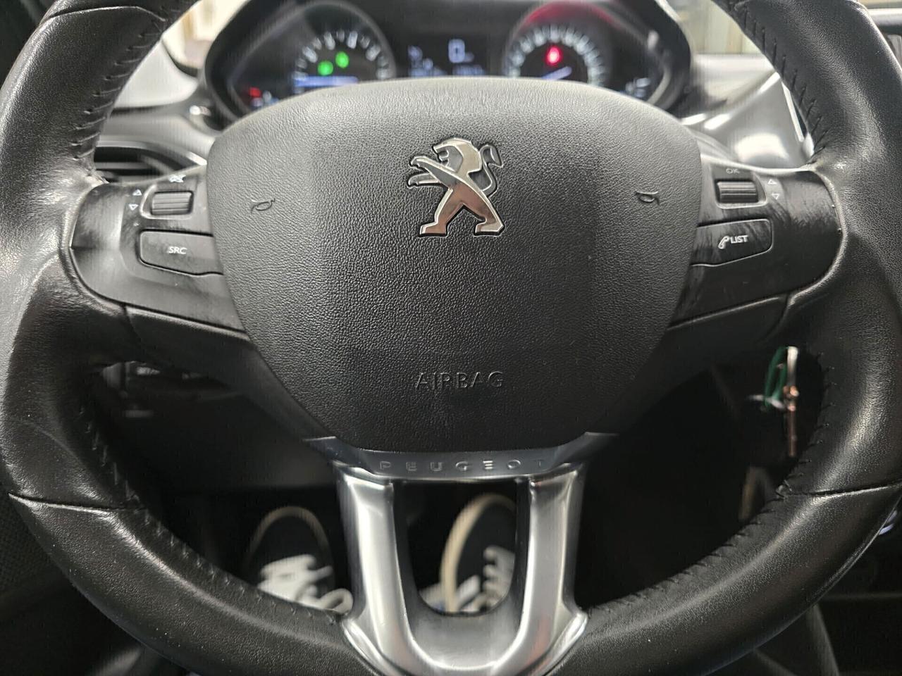 Peugeot 208 PureTech 82 5 porte Active NEOPATENTATI