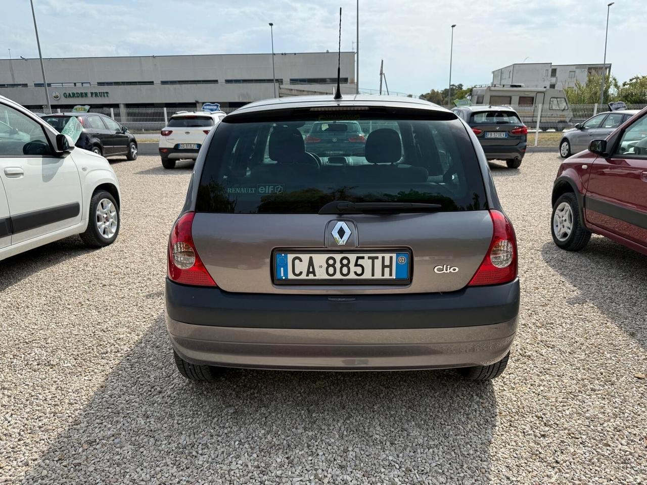Renault Clio 1.6 16V cat 5 porte Initiale