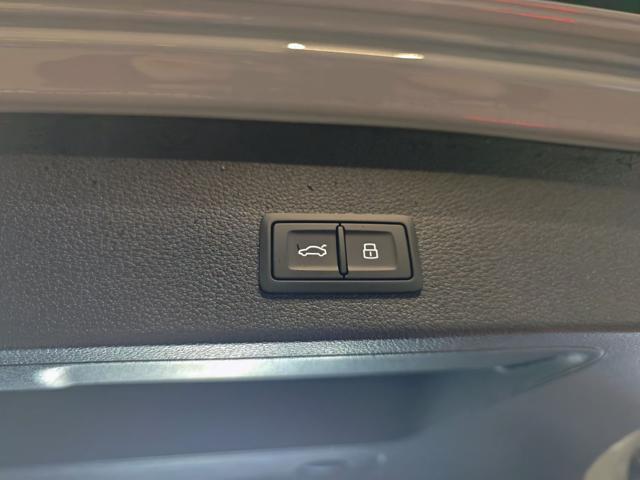 AUDI Q2 30 TDI S tronic S line Edition