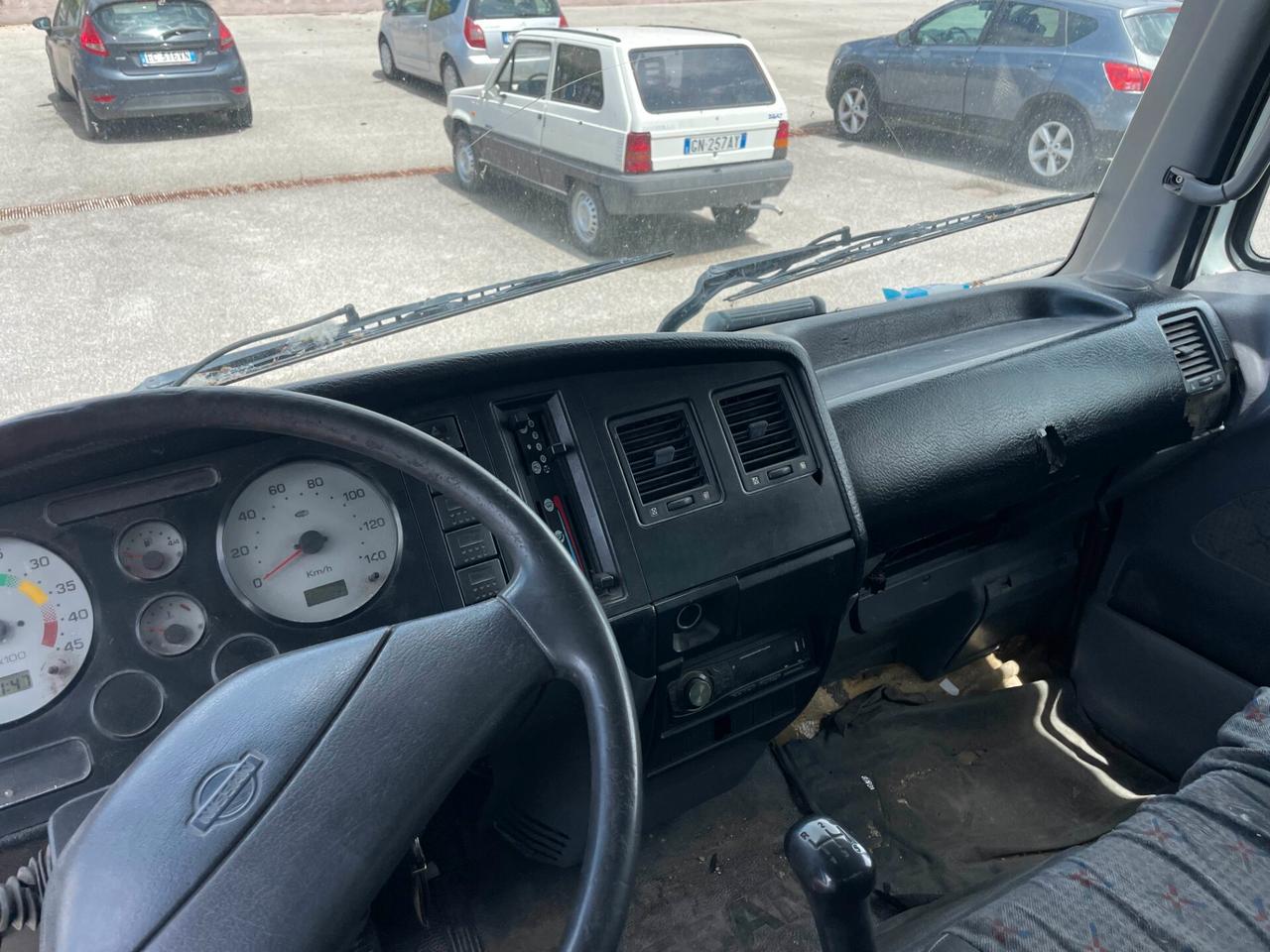 Nissan Atleon 120 cassone fisso centinato