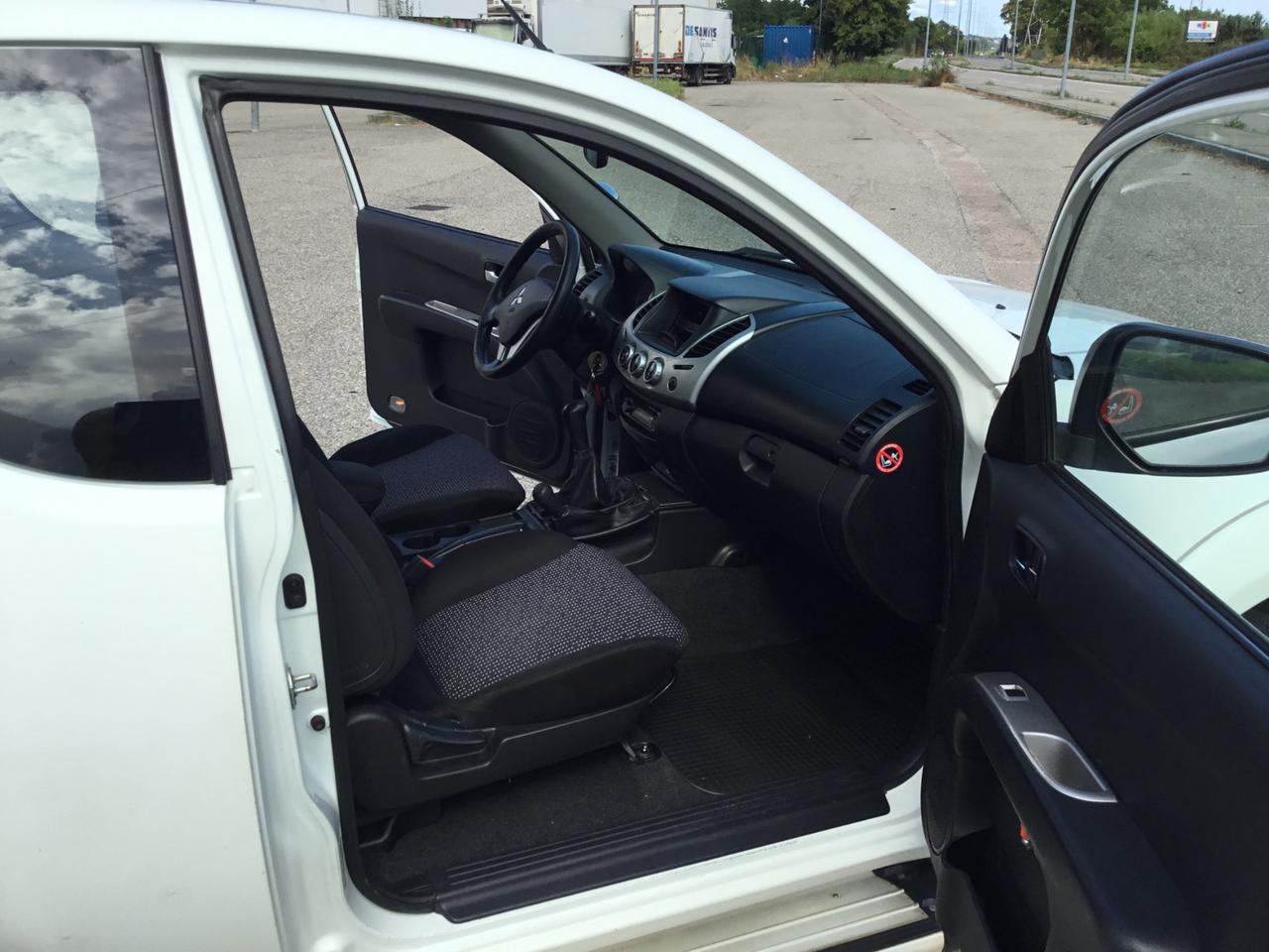 Mitsubishi L200 2.5 DI-D/178CV DC Intense Plus DPF