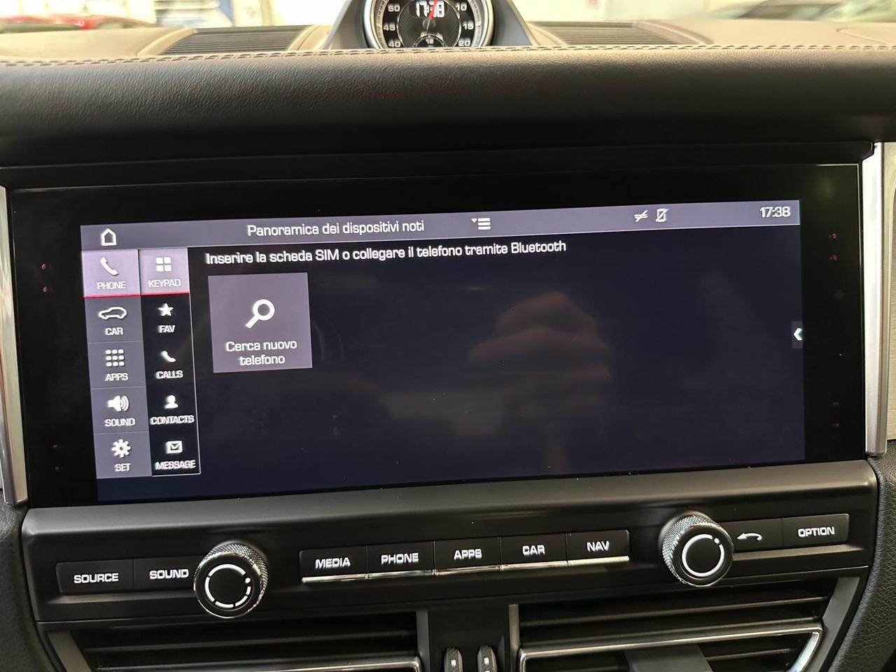 Porsche Macan 2.0 PDK-21"-Keyless-Camera-PASM-Sport Chrono