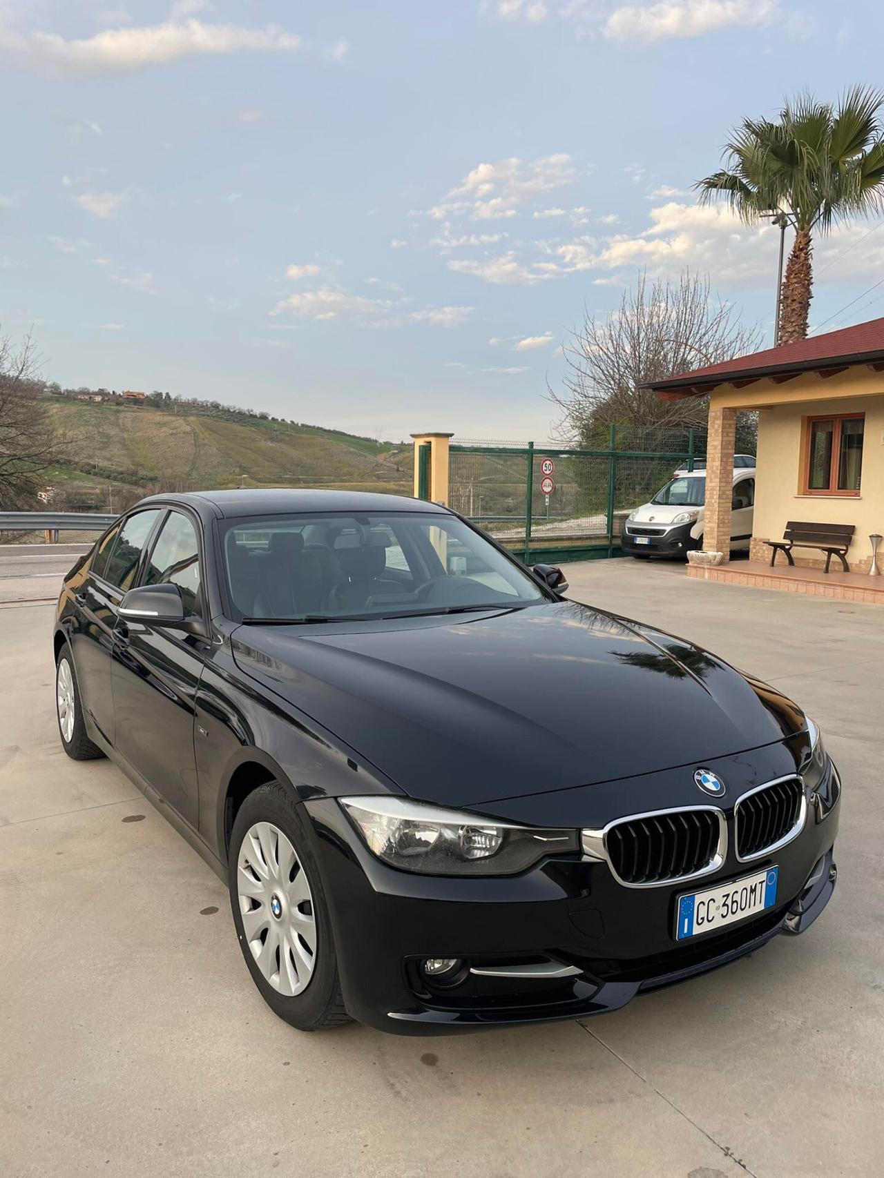 Bmw 318 BMW 318d 2.0 Sport 136cv