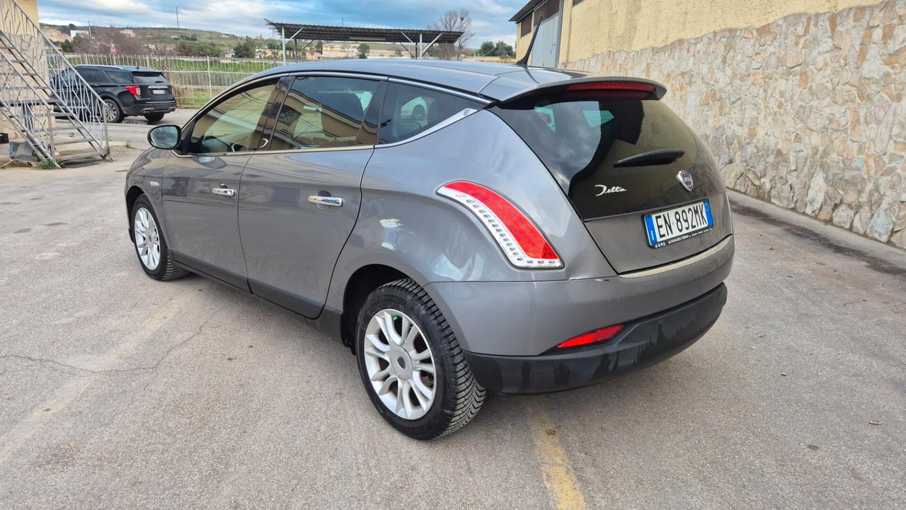 Lancia Delta 1.6 MJT DPF Gold