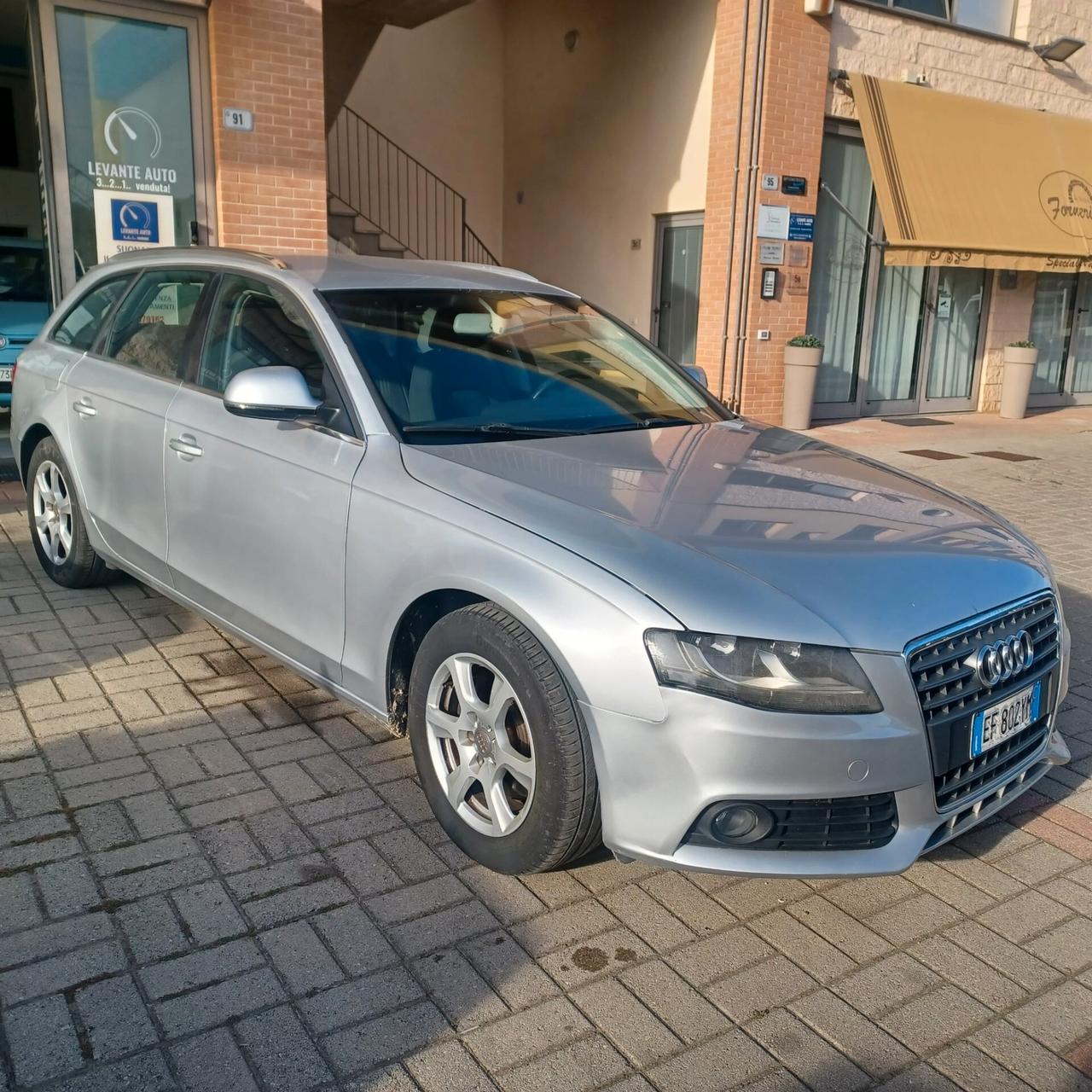 UNICO PRORIETARIO AUDI A4 2.O TDI GARANZIA 1 2MESI