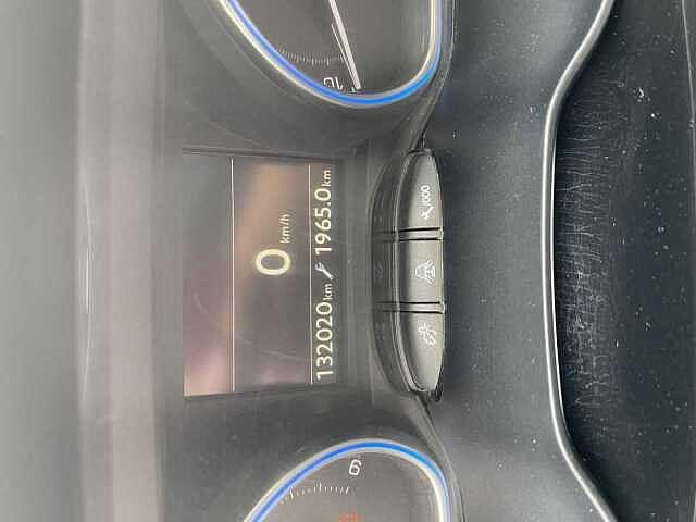 Peugeot 2008 BlueHDi 100 S&S Allure