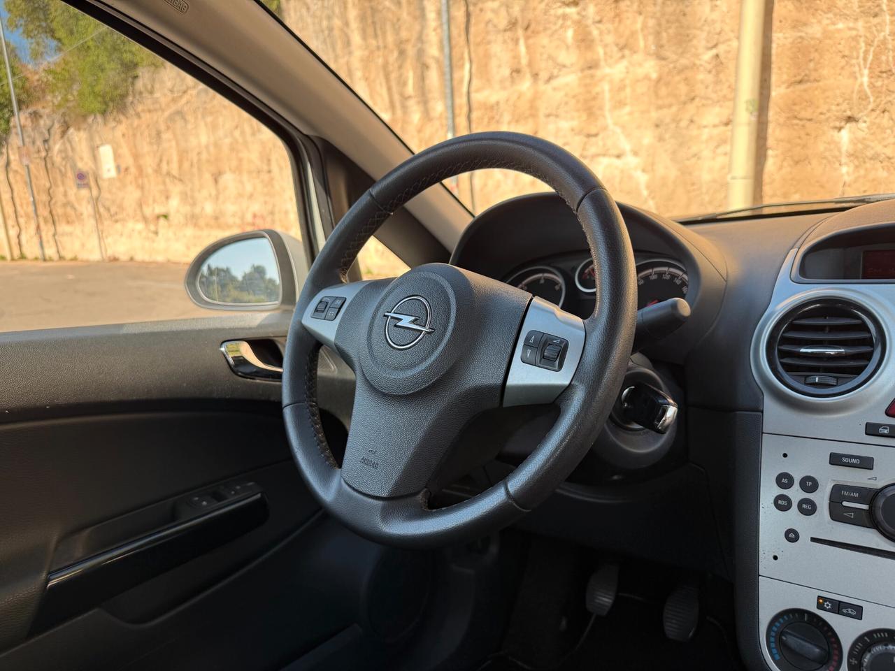 Opel Corsa/1300 75CV/5 POSTI/CLIMA