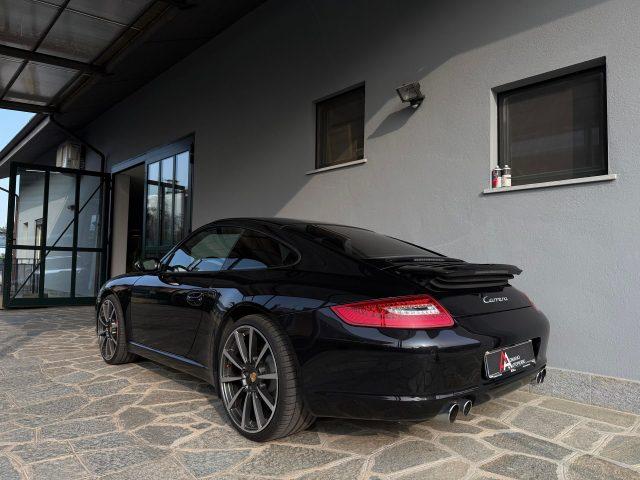 PORSCHE 911 911 Carrera 4 Coupé