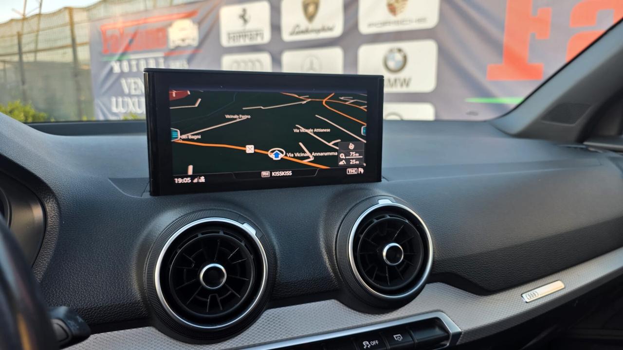 Audi Q2 30 TDI S tronic s-line Tetto