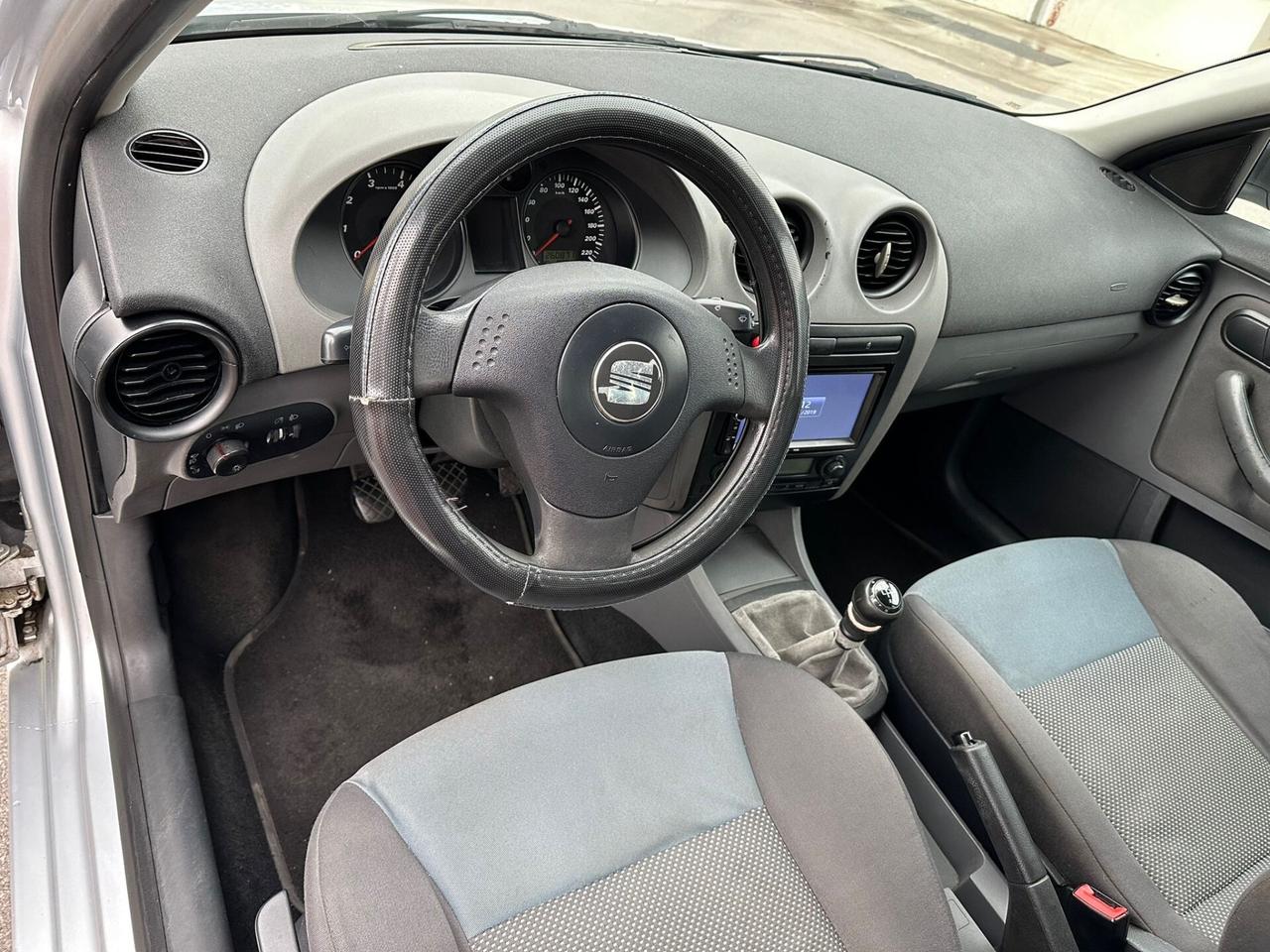 Seat Ibiza 1.4 16V 5p. Xplod