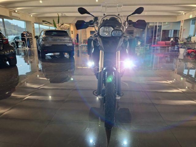 BMW F 800 GS Adventure KIT 3 VALIGIE, ABS, AKRAPOVIC, ROAD e OFFROAD