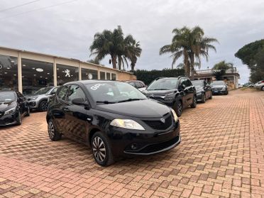 Lancia Ypsilon 1.2 69 CV 5 porte GPL Ecochic Elefantino Blu