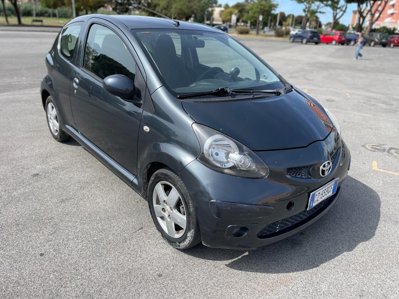 Toyota Aygo 1.0 3p 69cv APPENA TAGLIANDATA