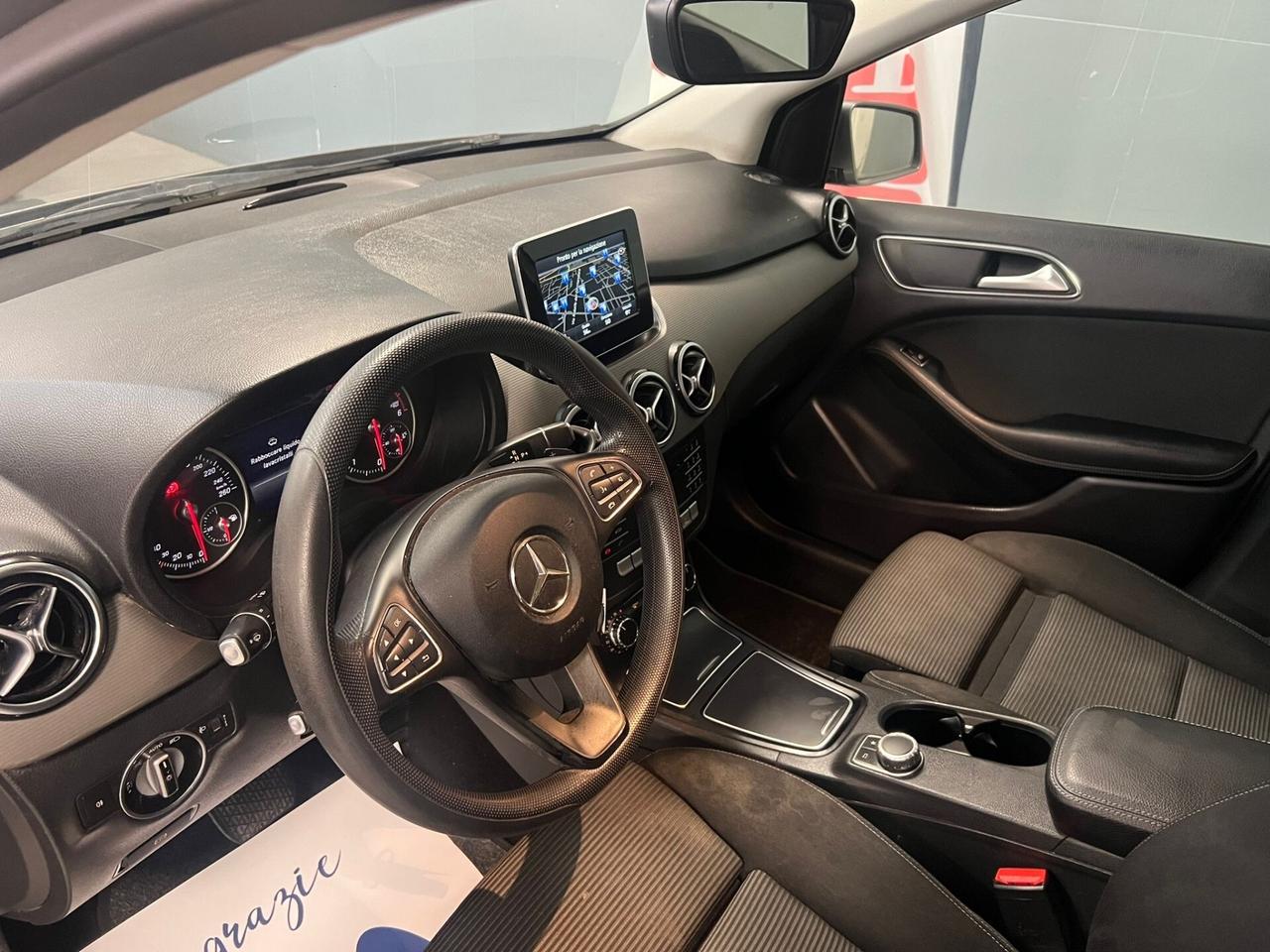 Mercedes-benz B 180 B 180 d Automatic Premium 109CV