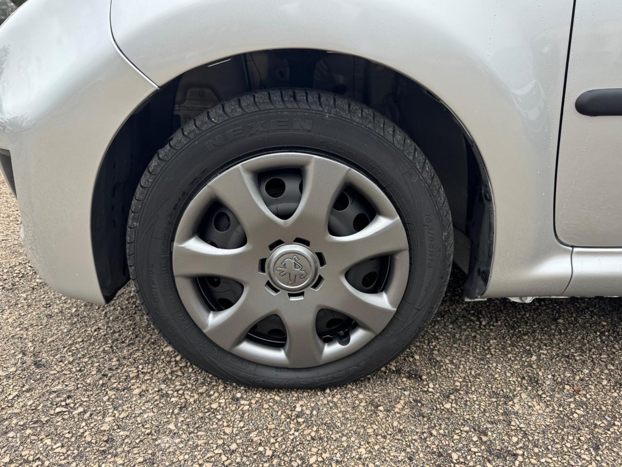 PEGEOUT 107 1.0 68CV 5p. Desir