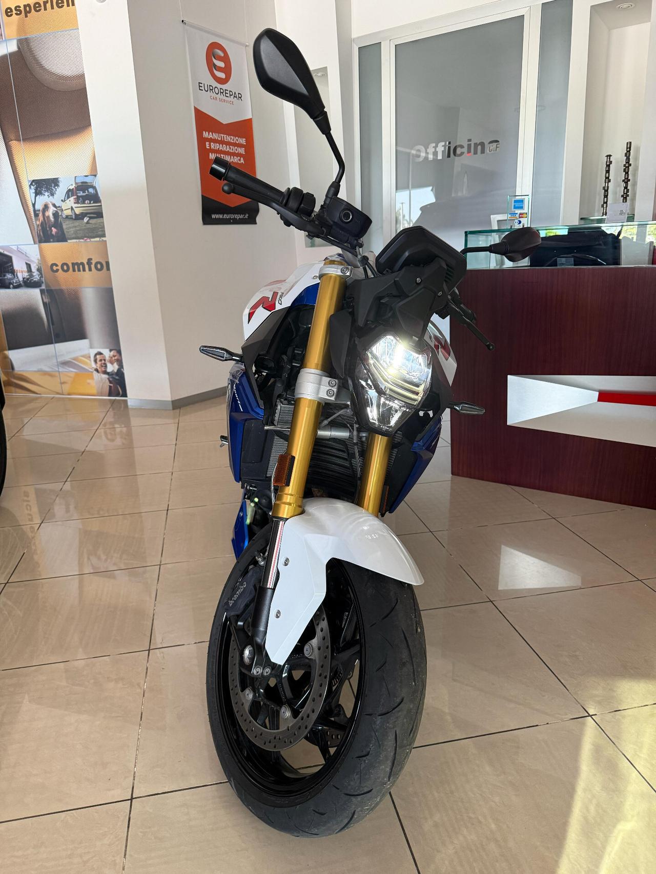 Bmw F 900 R