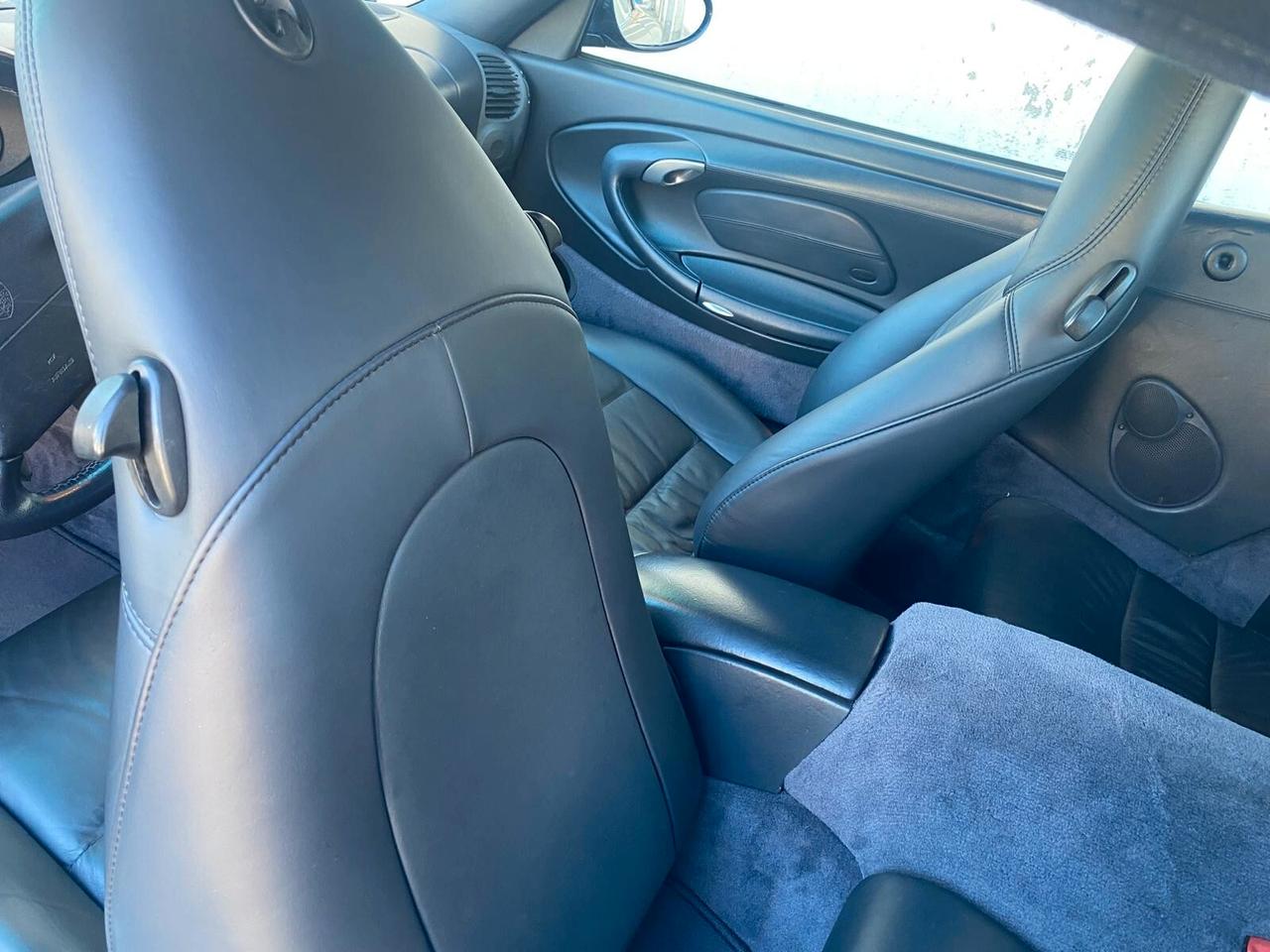 Porsche 996 CARRERA 911 CABRIO