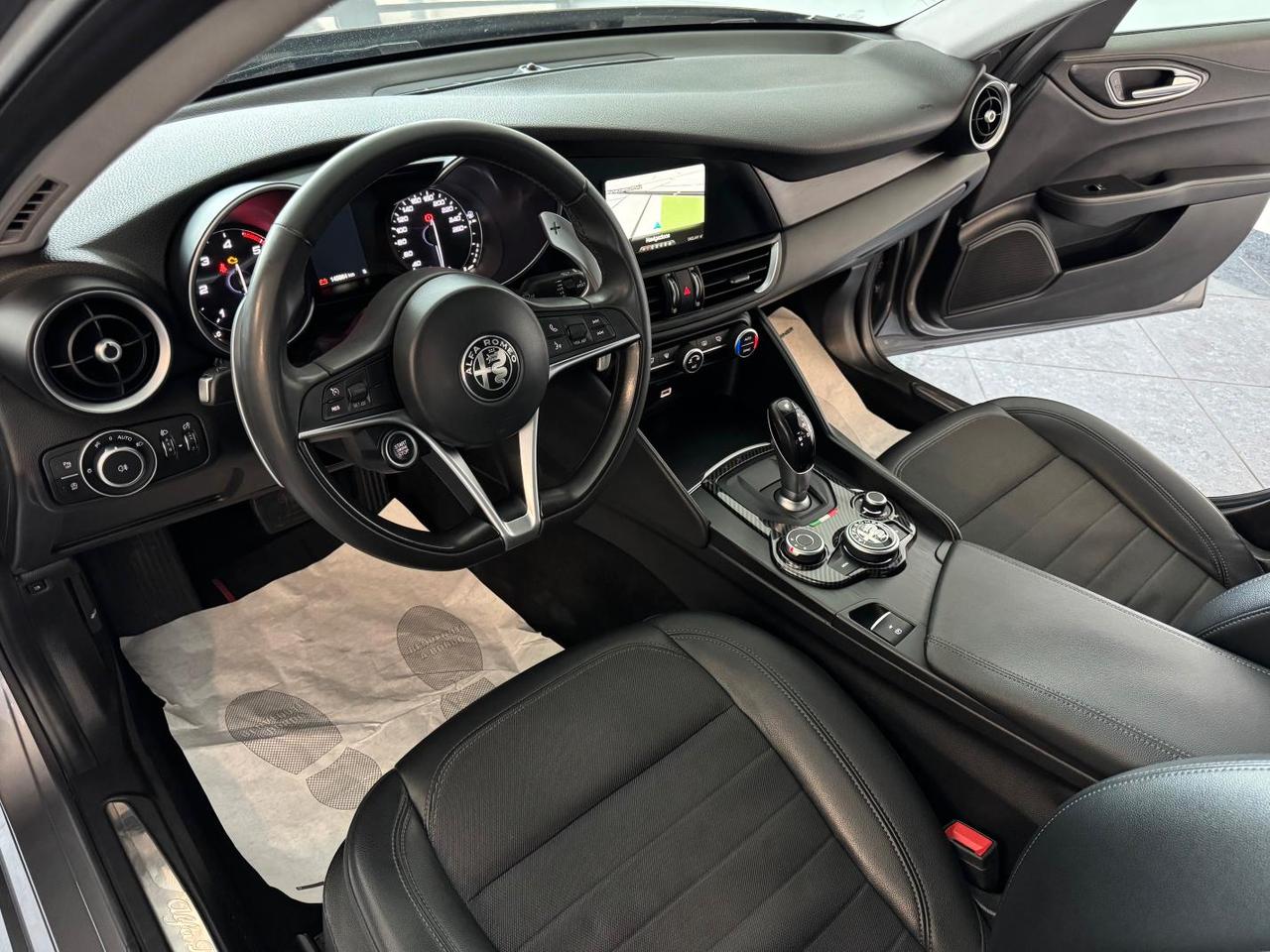 Alfa Romeo Giulia 2.2 T Diesel At8 180cv Super Navi Paddle Full