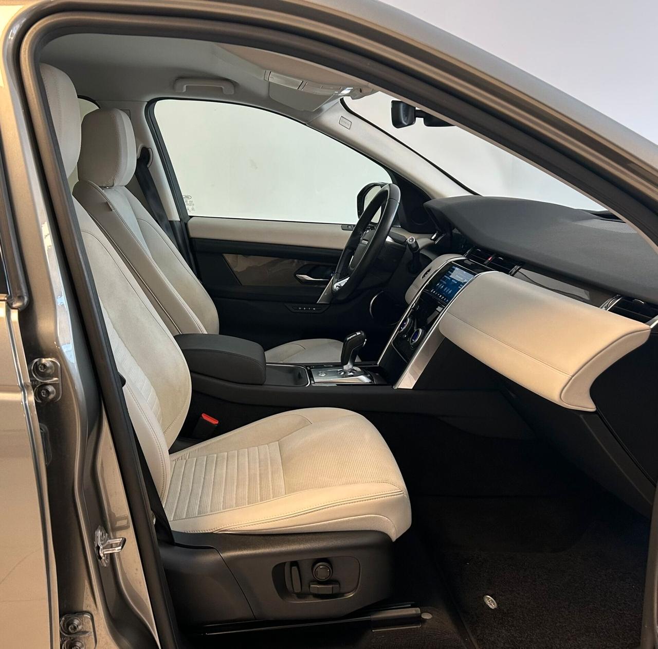 Land Rover Discovery Sport 2.0 TD4 180 CV AWD Auto SE