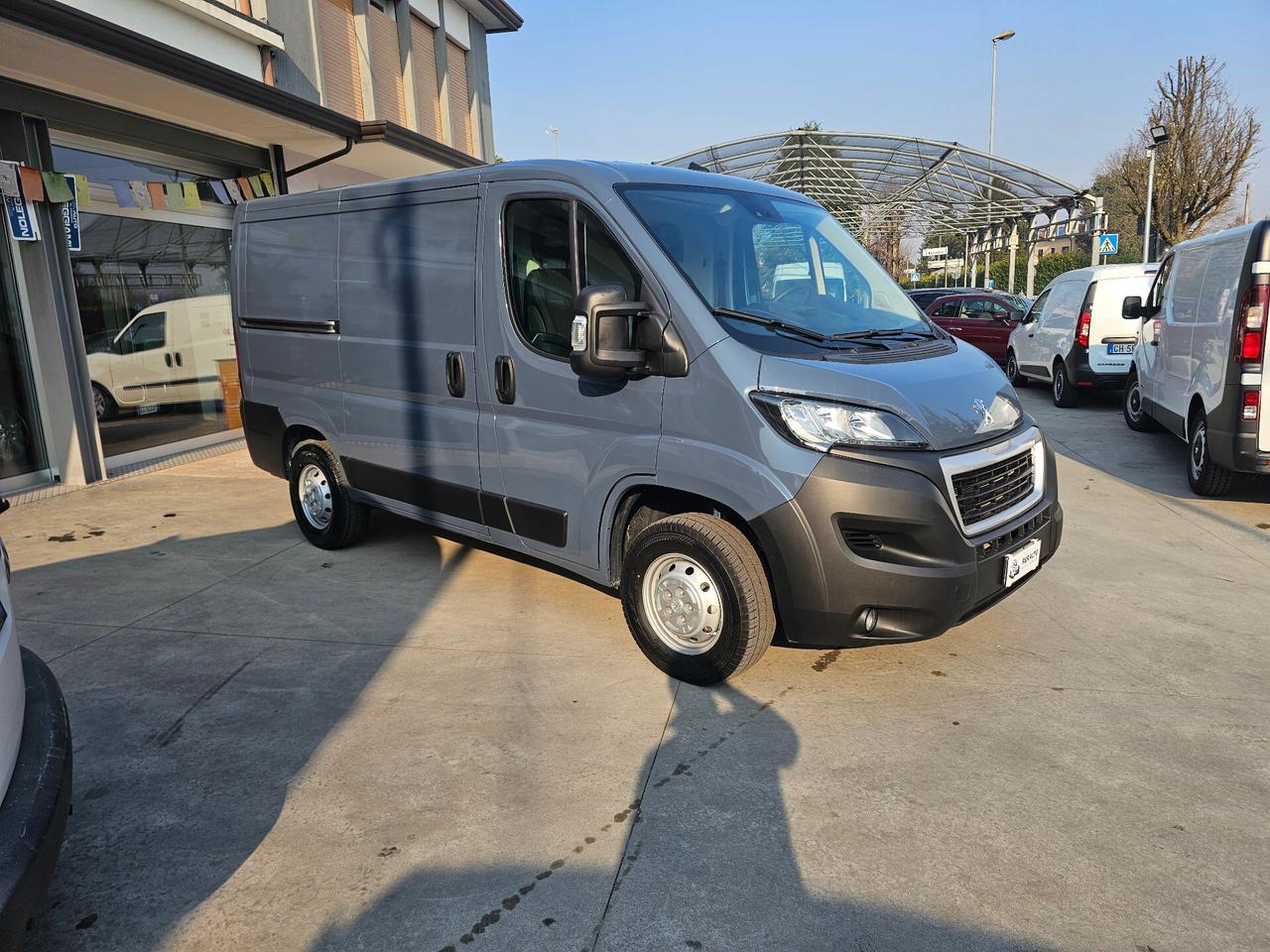 Peugeot Boxer 328 2.2 BlueHDi 120 S&S PC-TN Furgone