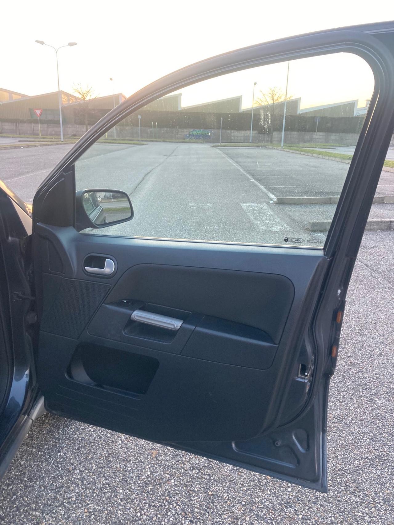 Ford Fusion 1.4 16V 5p. Collection