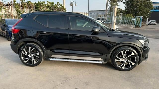 Volvo XC40 D3 R-design