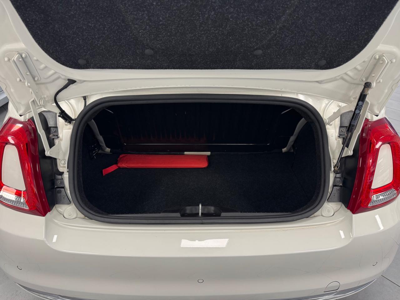 Fiat 500 C 1.0 Hybrid Dolcevita Special Edition