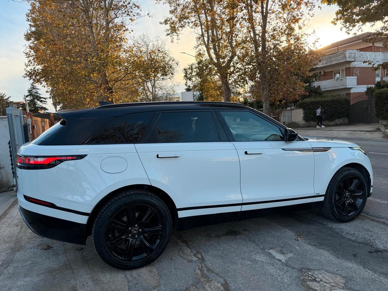 Land Rover Range Velar 2.0D I4 240 CV R-Dynamic S