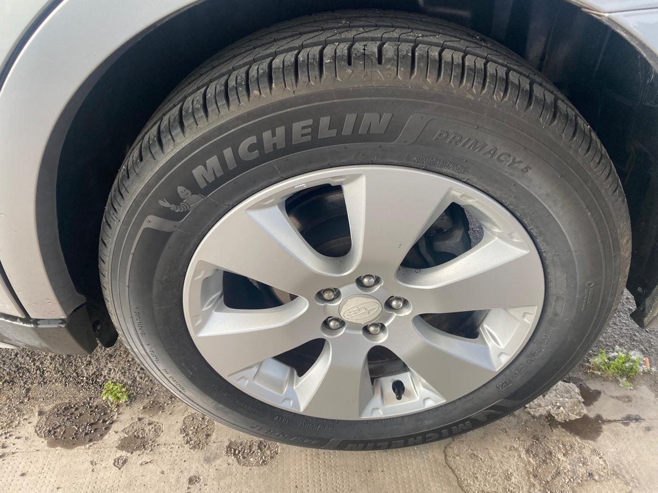 Subaru OUTBACK 2.5i Bi-Fuel Trend