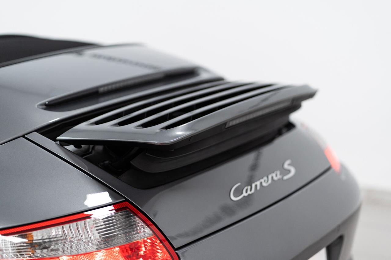 Porsche 911 Carrera S Cabriolet