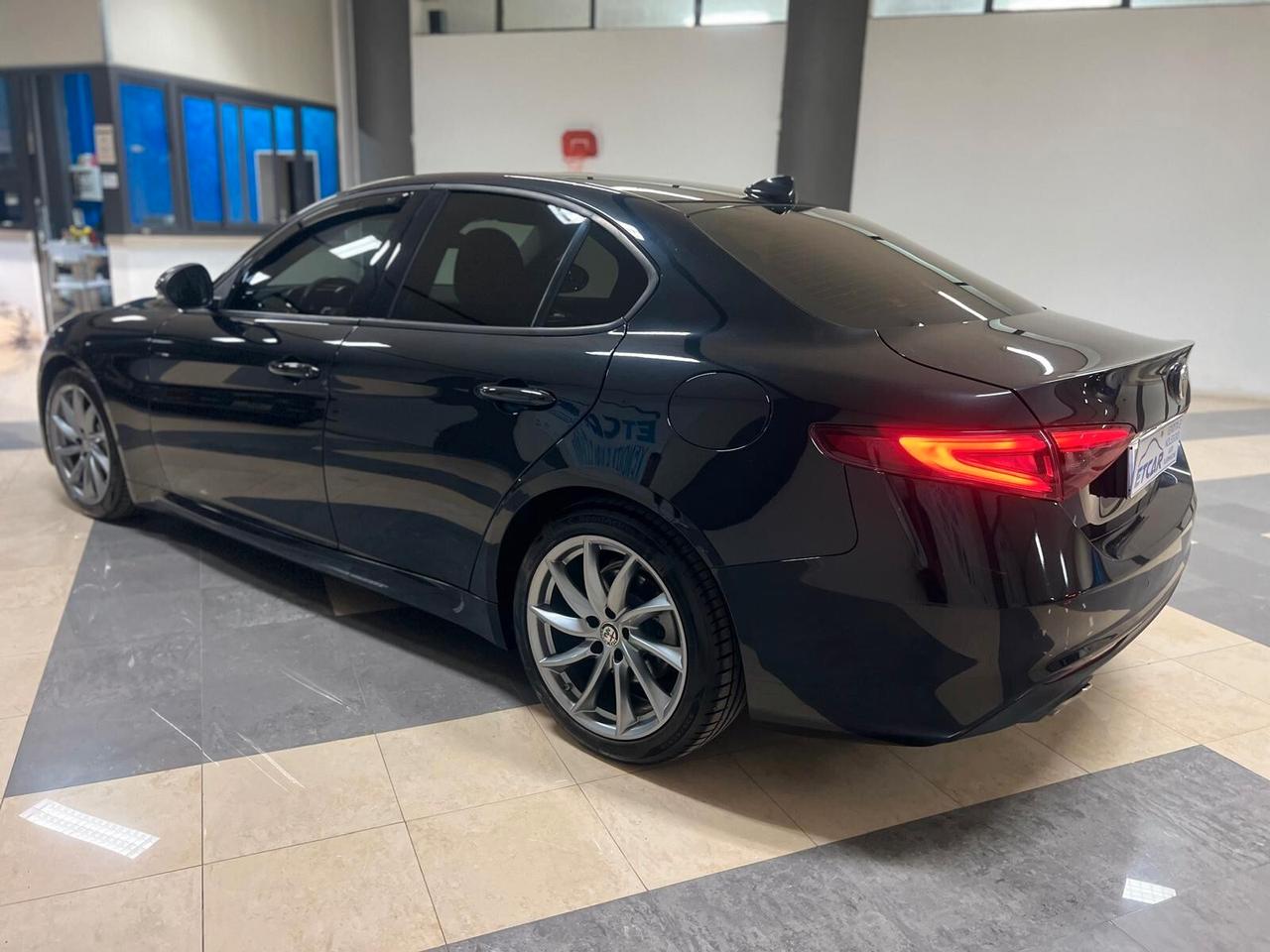Alfa Romeo Giulia 2.2 Turbodiesel 180 CV Executive