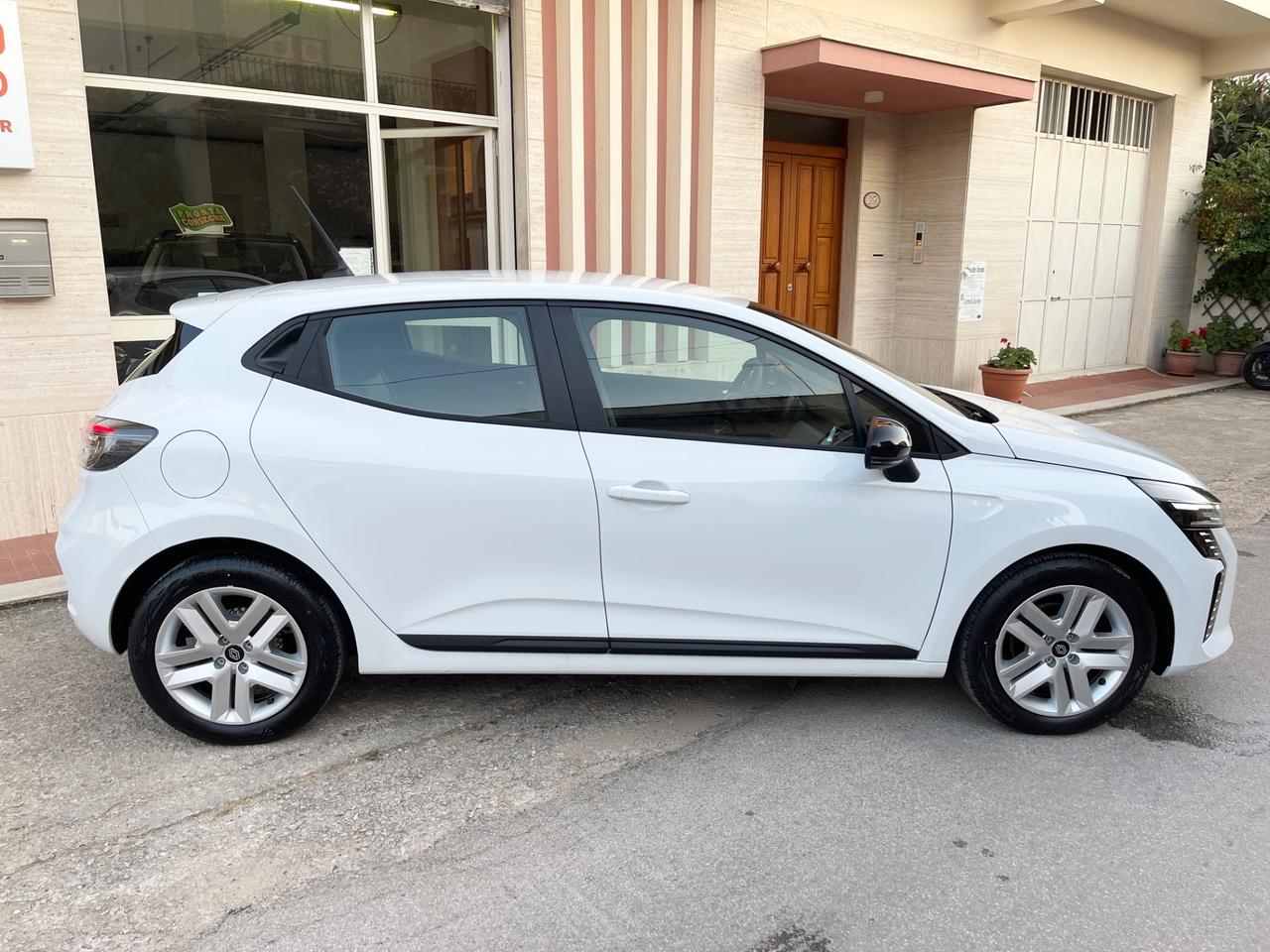 Renault Clio ECO-G 100 CV Evolution km0