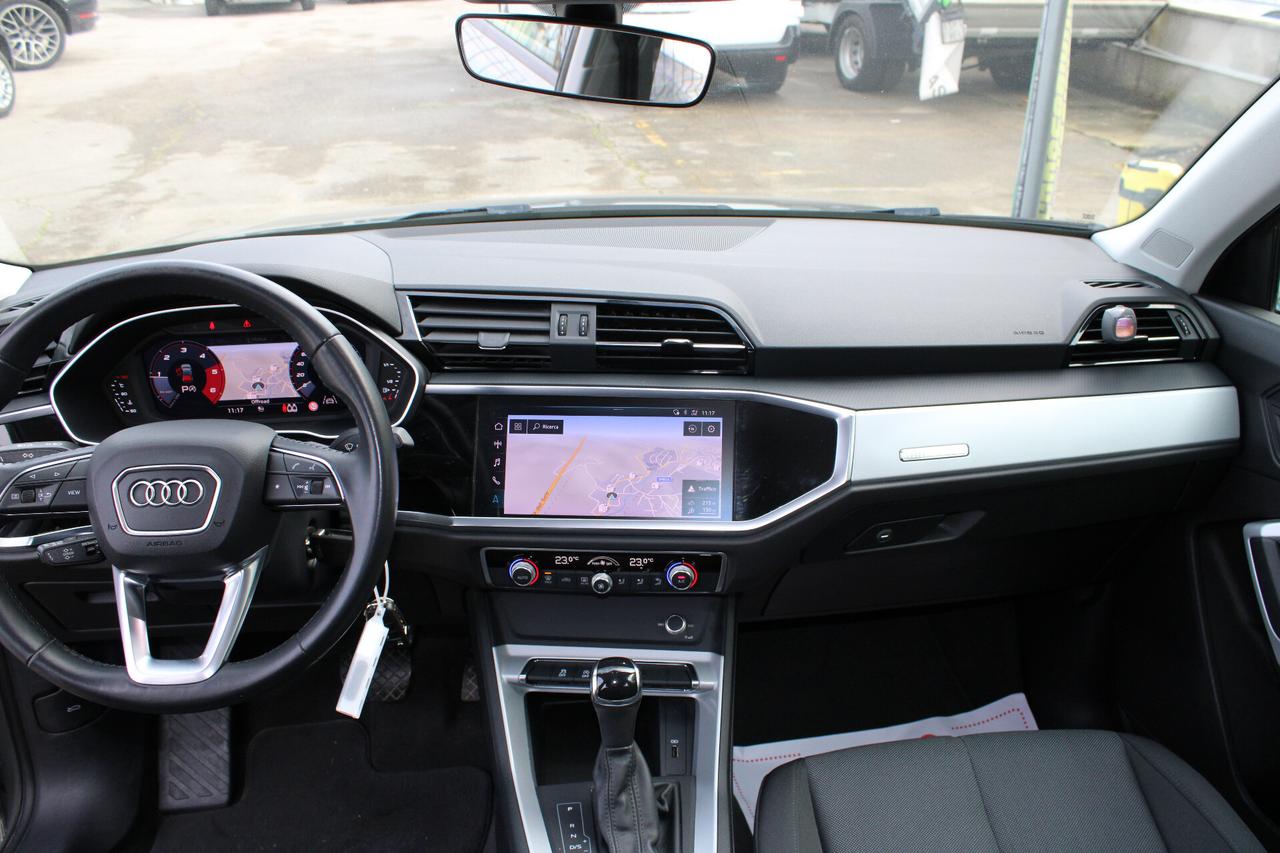 Audi Q3 35 TDI S tronic Business