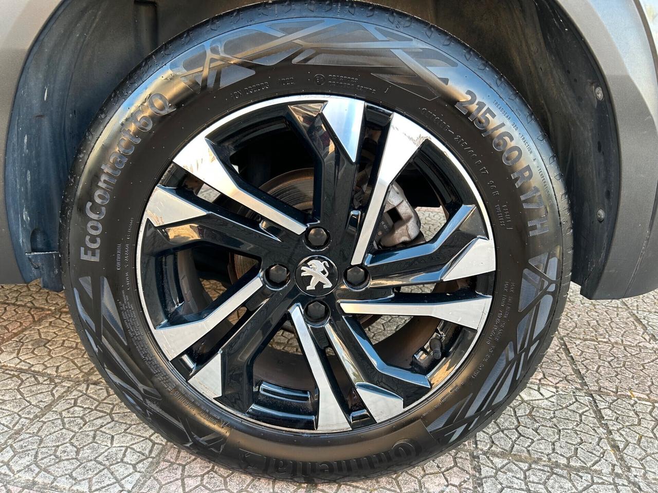 Peugeot 2008 BlueHDi 110 S&S ALLURE PACK