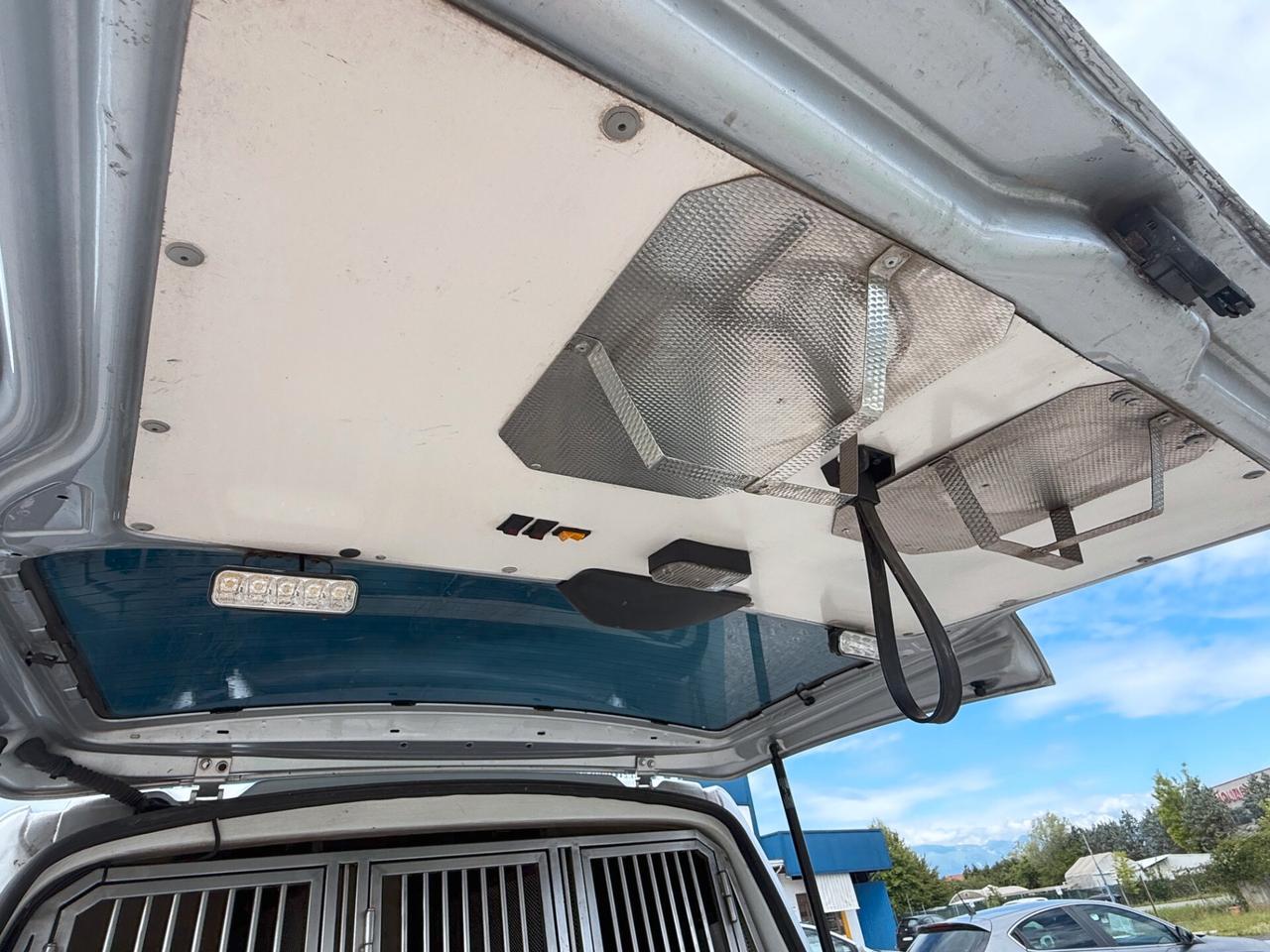 Volkswagen Transporter 2.5 TDI/174CV PC-TM Kombi