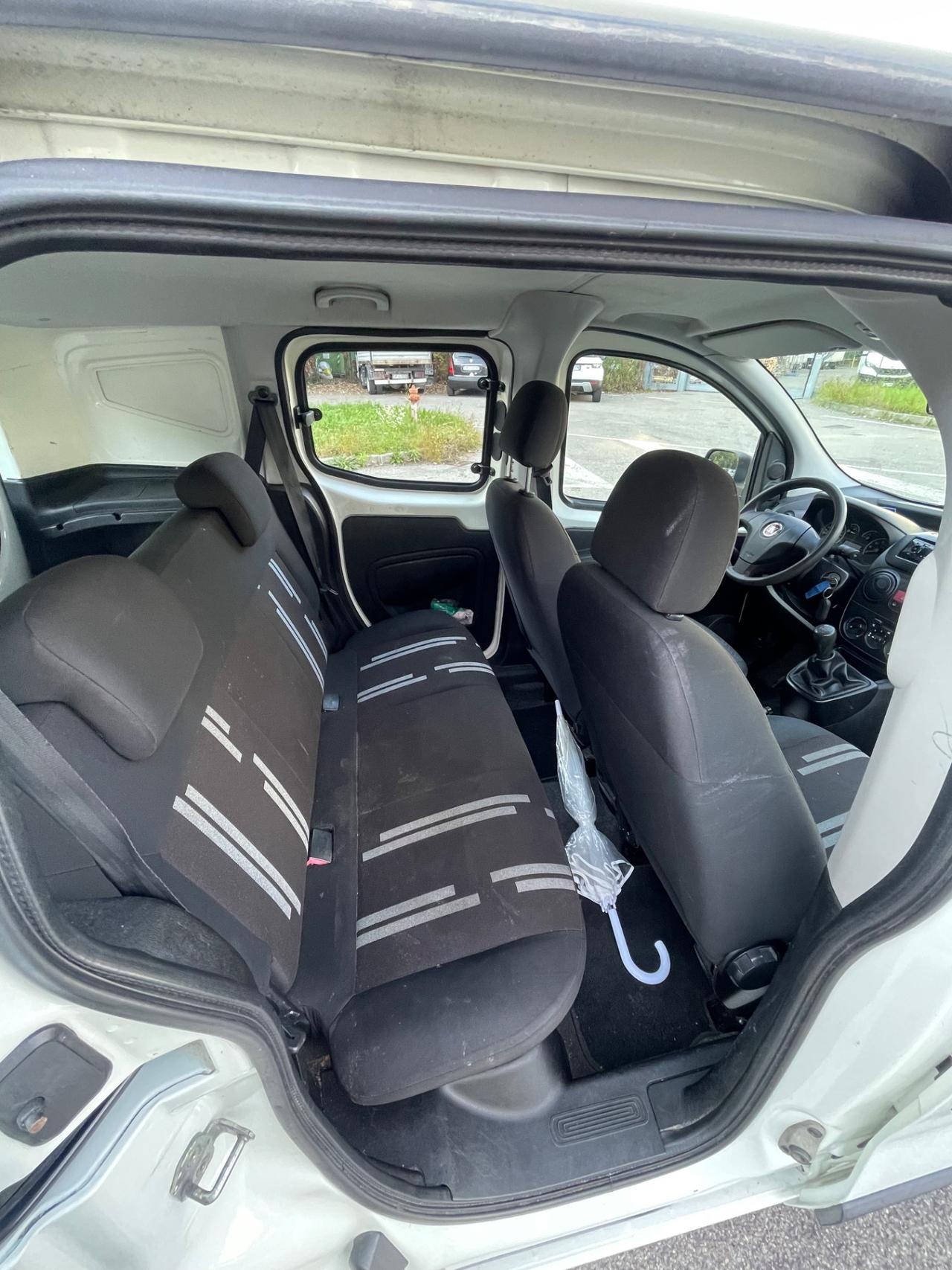 Fiat Fiorino Combi Semivetrato 2011