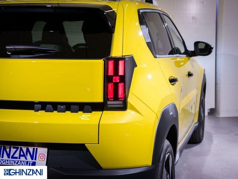 FIAT Grande Panda 1.2 S&S Hybrid La Prima