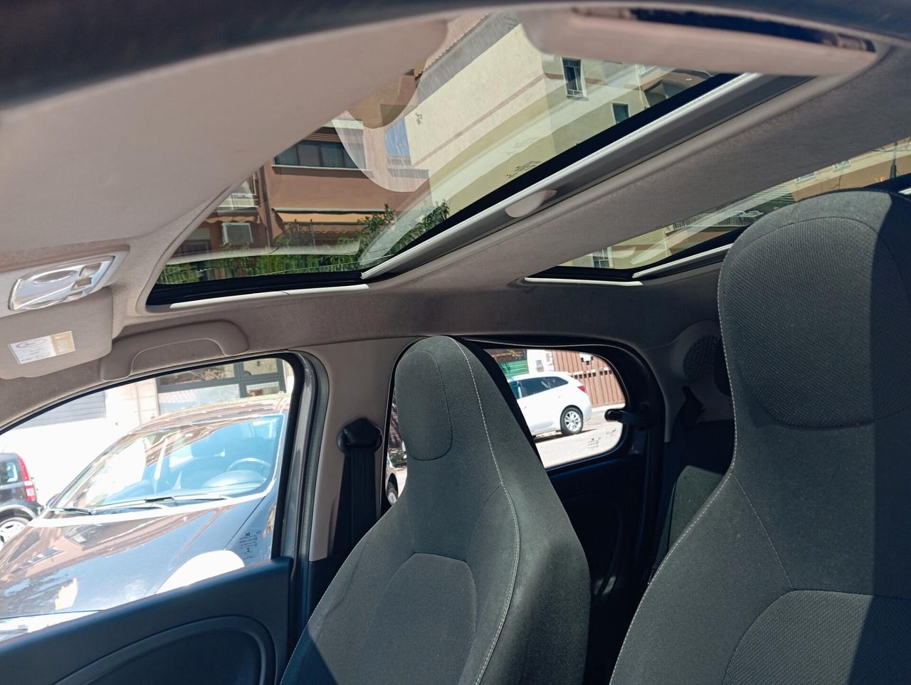 Smart ForFour 70 1.0 twinamic Passion offerta del mese