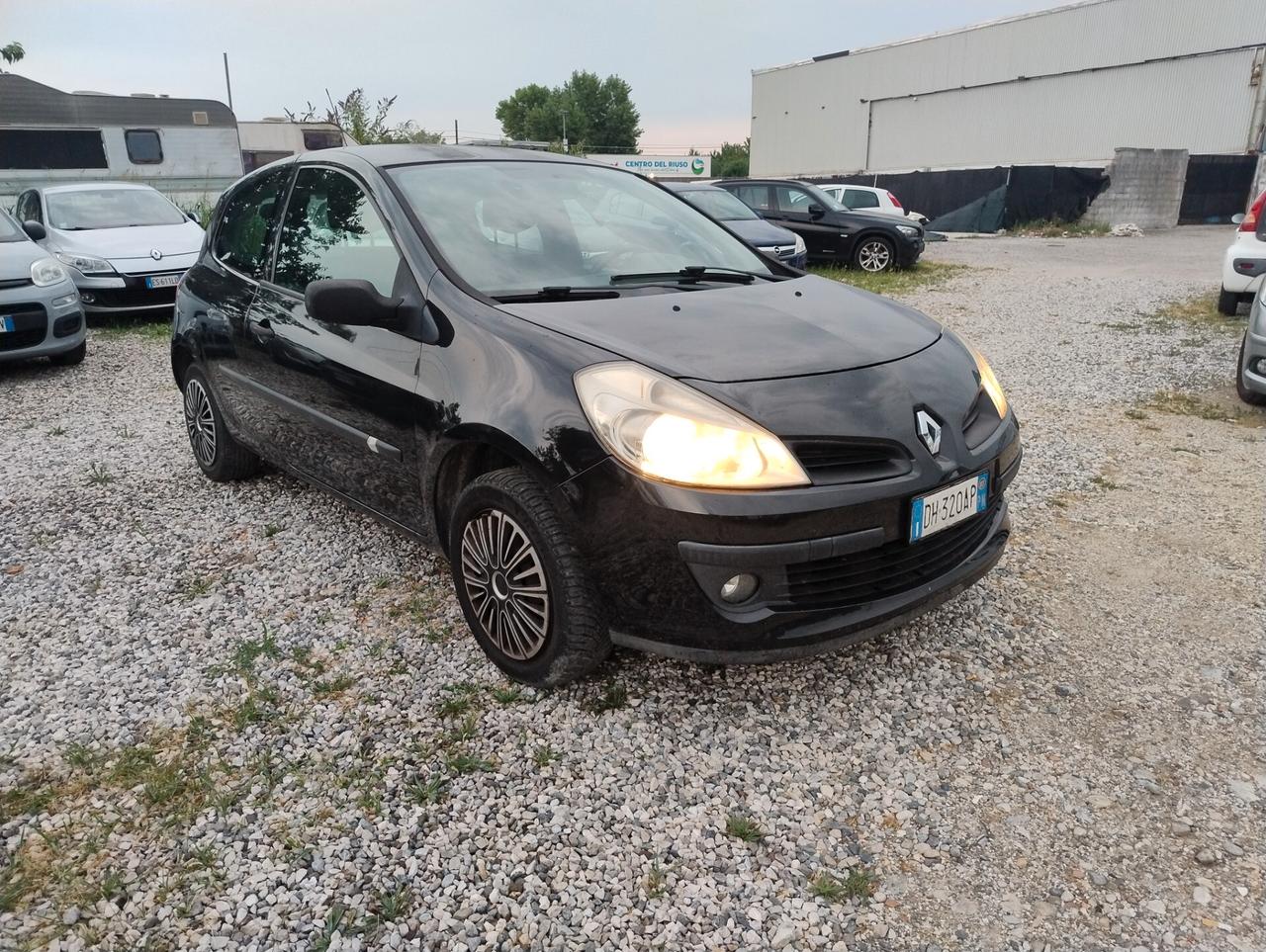 Renault Clio Storia 1.2 3 porte Confort
