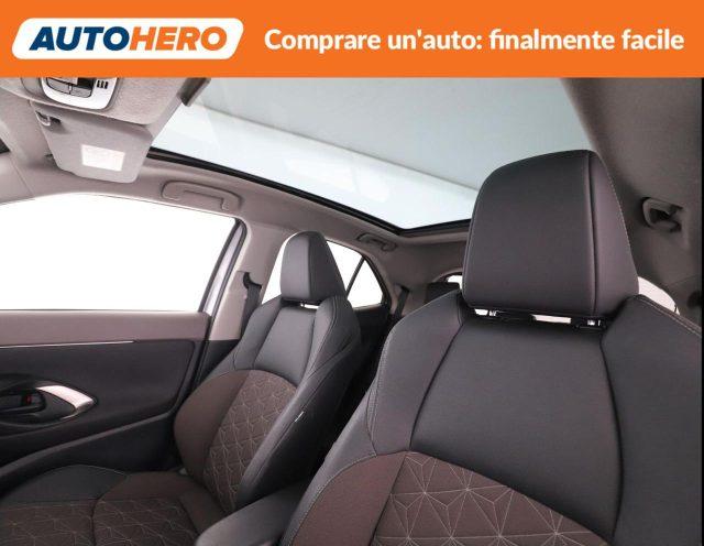 TOYOTA Yaris Cross 1.5 Hybrid 5p. E-CVT AWD-i Lounge