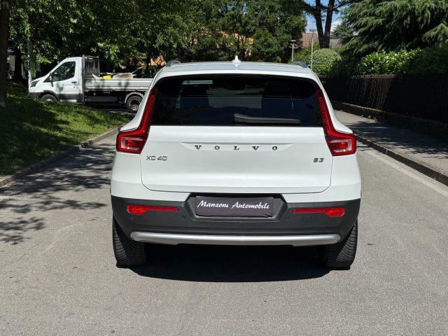 VOLVO XC40 B3 automatico Core