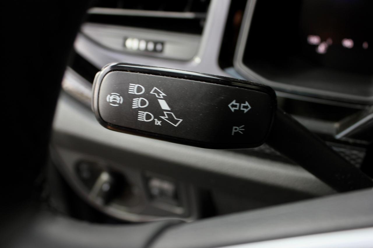 Volkswagen Taigo 1.0 TSI 95 CV Life SENSORI