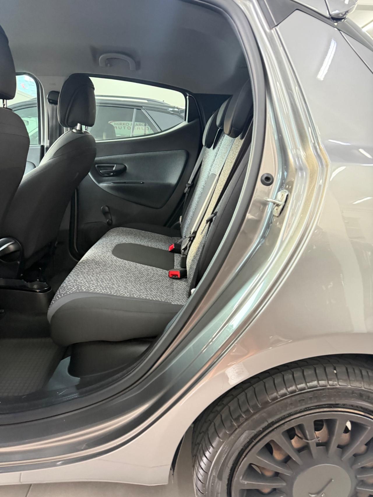 Lancia Ypsilon 1.2 BENZ/ GPL Ecochic FINANZIABILE