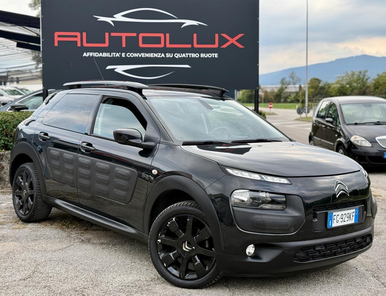 Citroen C4 Cactus BlueHDi 100 Shine 115.000KM