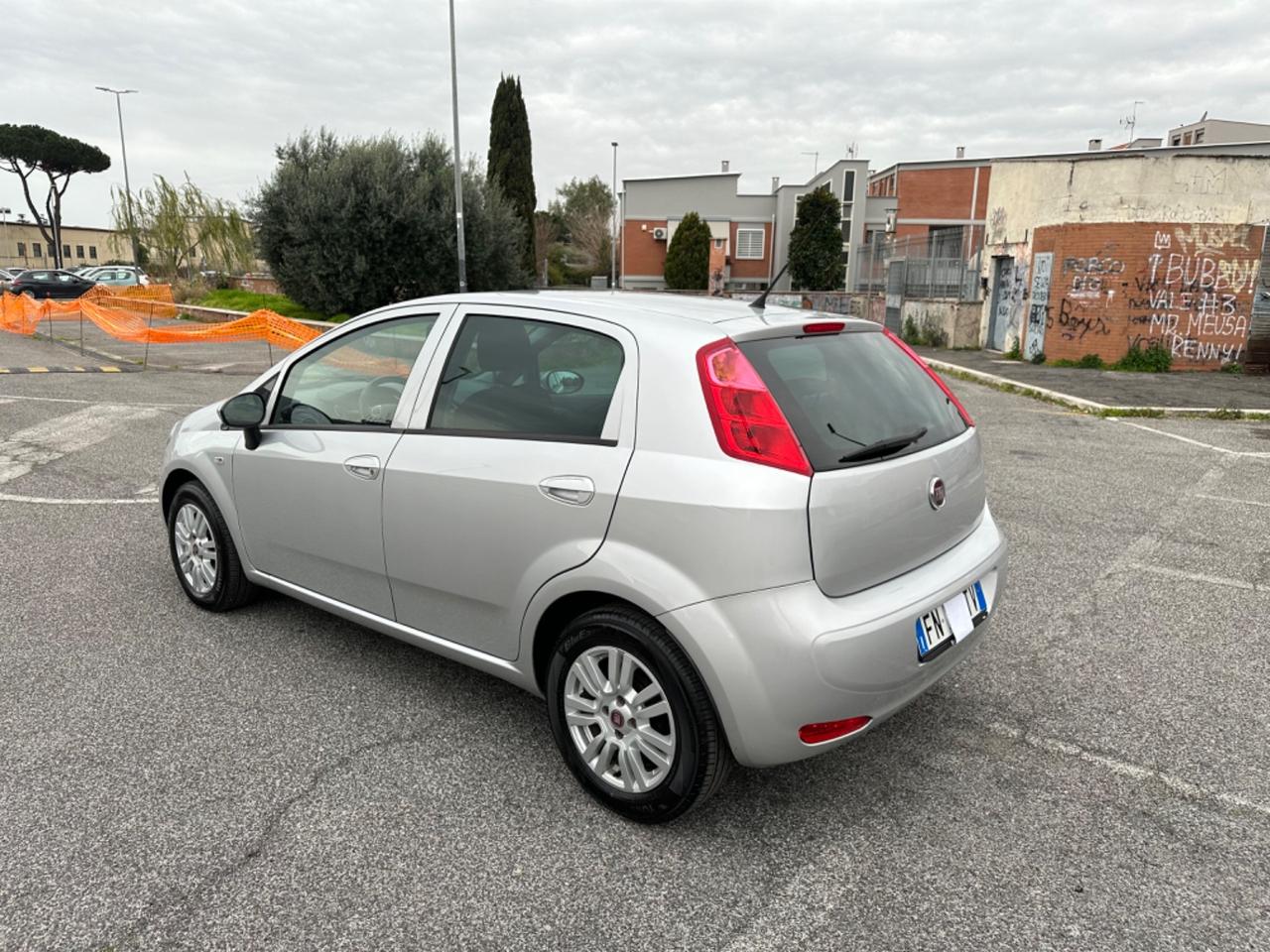 Fiat Punto 1.3 MJT II S&S 95 CV E6 5p Street