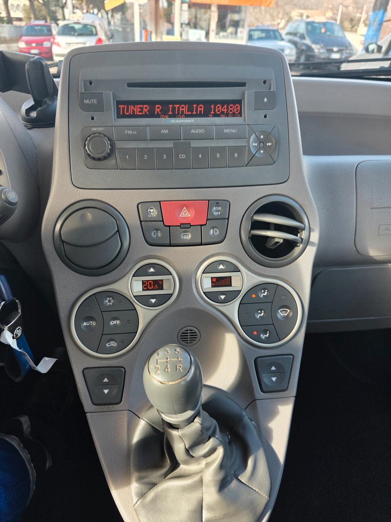 Fiat Panda 1.2 Alessi con 159.000km Neopatentati ok